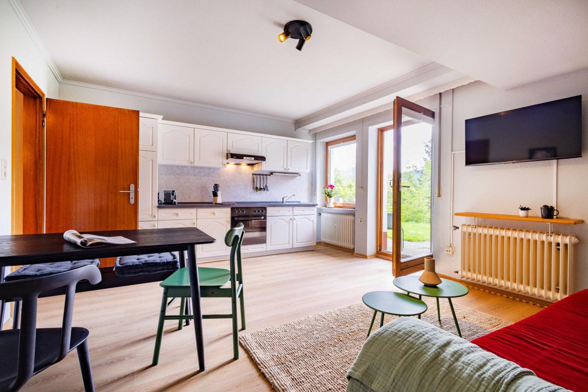 Black Forest Apartments Titisee Bagian luar foto