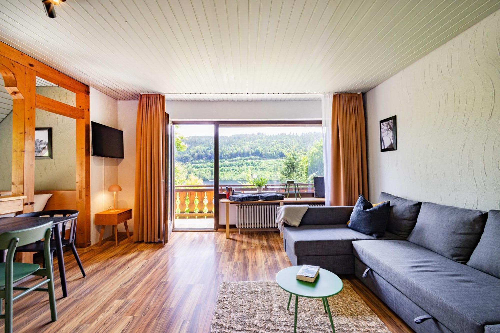 Black Forest Apartments Titisee Bagian luar foto